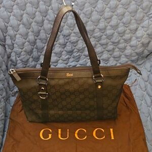 Black Gucci Jacquard/Leather GG Monogram Zip Shoulder Tote